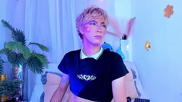 XXX chat uživo modela andrea17___