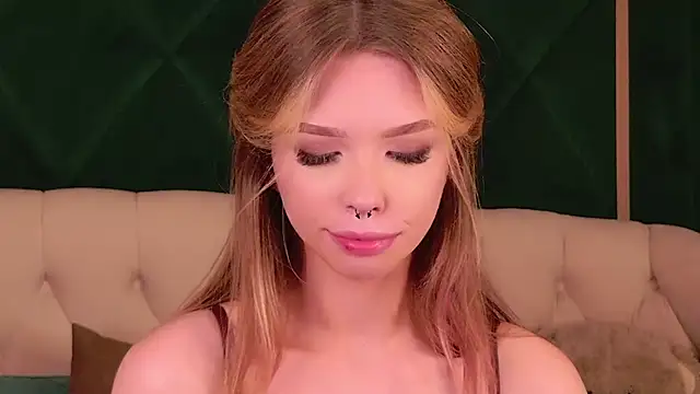 Živý XXX chat Sierra_Fane