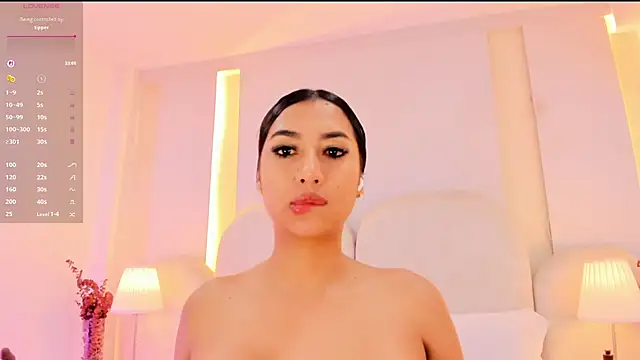 Chat +18 de SalomeeBell ao vivo