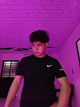 Онлайн чат XXX MenOnlyHot