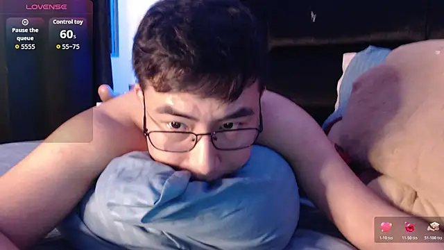 andrewmhilton_'s Live XXX Chat