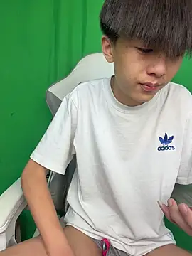 DD-101 – Live XXX-chat
