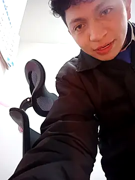 Max_463111 XXX чат на живо