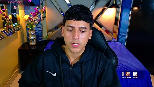 ian_sprouse live XXX chat