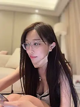 yokiovo_ Chat XXX in diretta