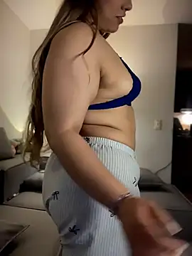 Im_sophiie Adlı Modelin Canlı XXX Sohbeti