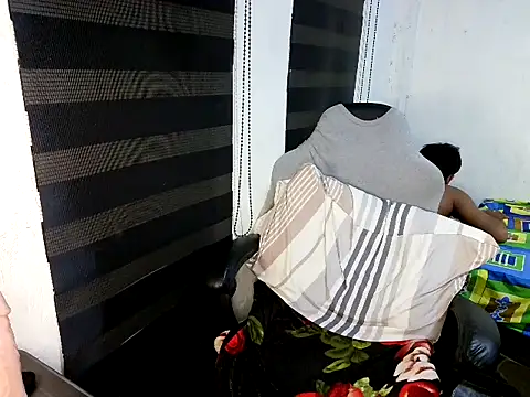 Živý XXX chat Rowy_Cam
