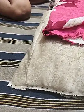 Couple-deshi35 – Naživo XXX chat