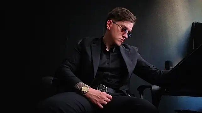 Czat XXX na żywo – FelixStarkk