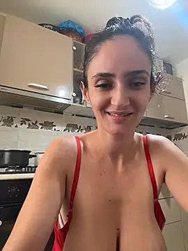 צ'אט XXX בשידור חי של Almmaxxxx