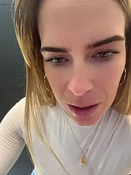 Chat XXX en directo de oliviafranciis