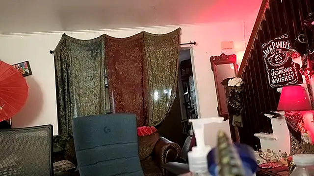 دردشة MasterDaddyCool الجنسية المباشرة
