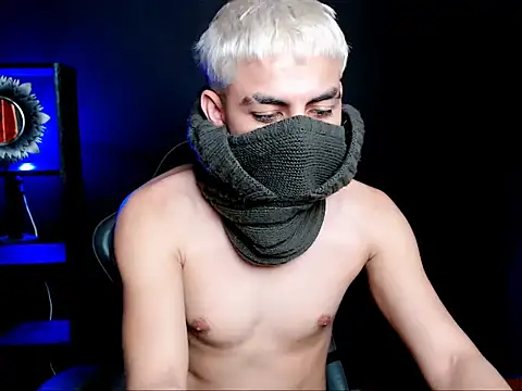 ALPHA_LATINO's Live XXX Chat