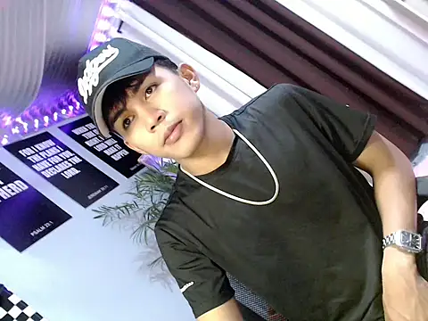Živý XXX chat urhot_chany