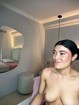 emilly_duque XXX чат на живо