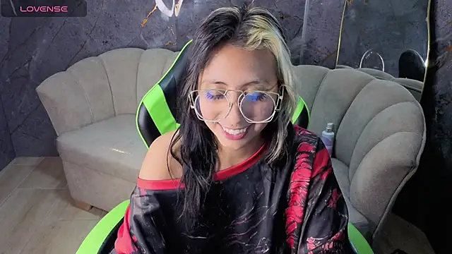 raven_stone_cn Live XXX-Chat