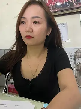Lily_3324's Live XXX Chat