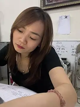 Lily_3324 Chat XXX live