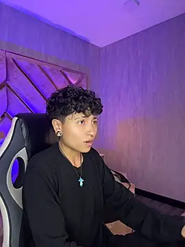 Chat XXX Live ian_mathias_