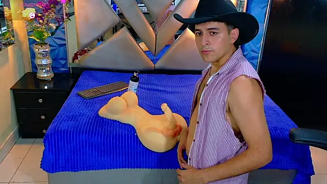 Živý XXX chat ian_sprouse