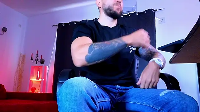 Chat XXX en directo de MightyAaron66