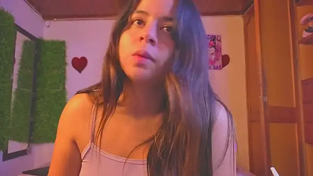 IsaBluee লাইভ XXX চ্যাট