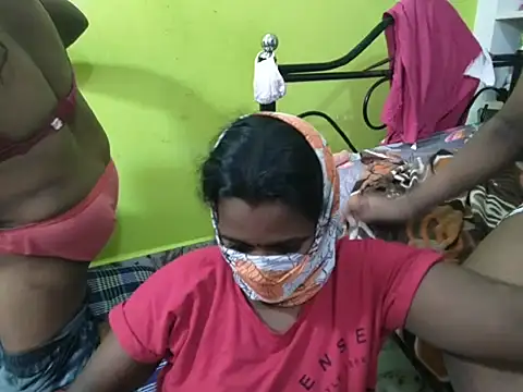 tamil_sumathi élő XXX-chatje