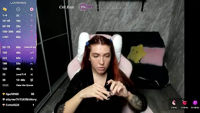 Reginasmilee's Live XXX Chat