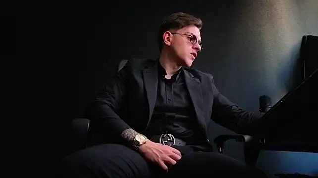 Czat XXX na żywo – FelixStarkk