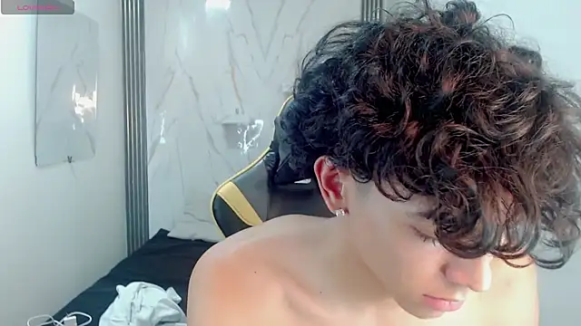 FUNNY_DICK_ live XXX chat