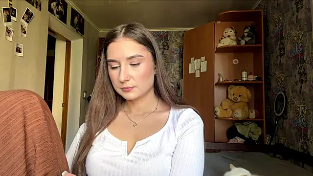 Czat XXX na żywo – KittyNoSkirty