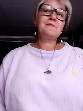 Živý XXX chat irinamaux