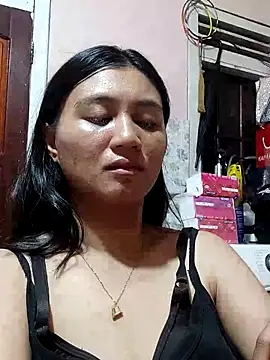 Rayya_4yy's Live XXX Chat