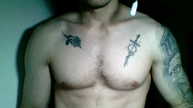 XXX chat uživo modela Kenner_fox77