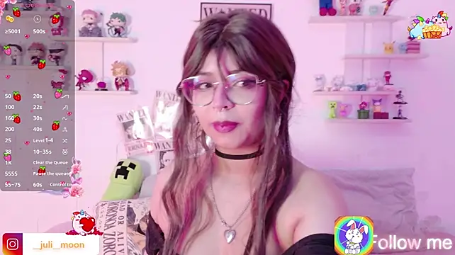 XXX chat uživo modela Suki_moon_
