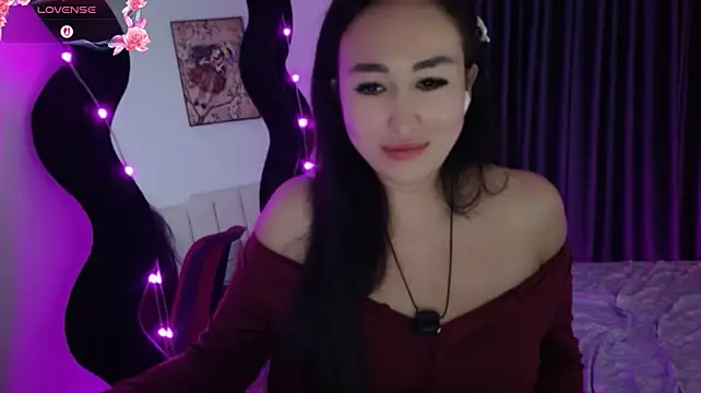 XXX chat uživo modela JustAngel77