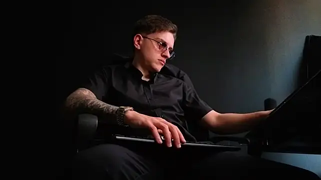 FelixStarkk – Live XXX-chat