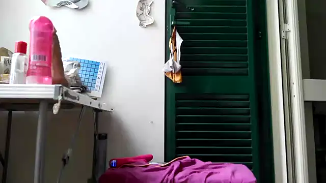 MadameSandra: απευθείας συνομιλία ΧΧΧ
