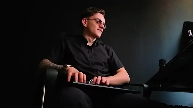 FelixStarkk élő XXX-chatje