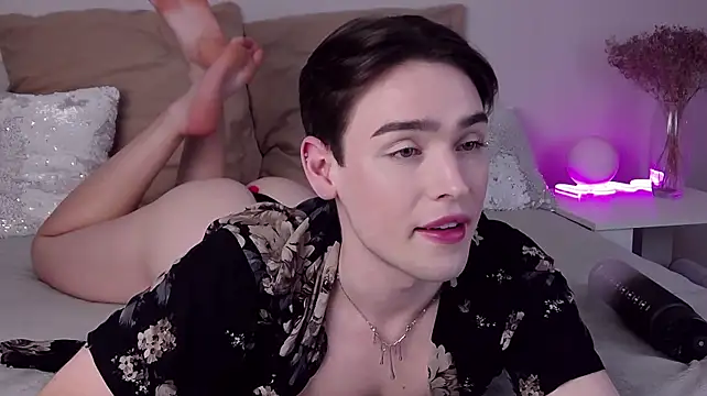 RobbyCharming Adlı Modelin Canlı XXX Sohbeti