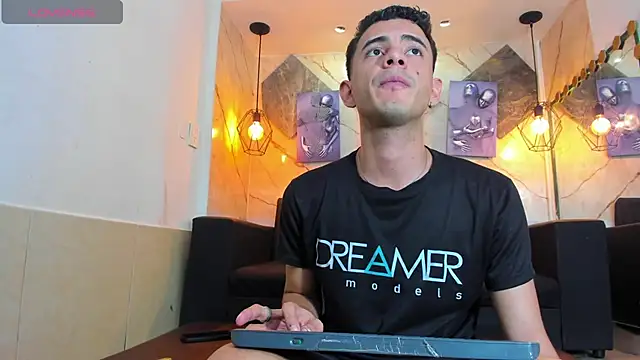 XXX chat uživo modela kai_bormann