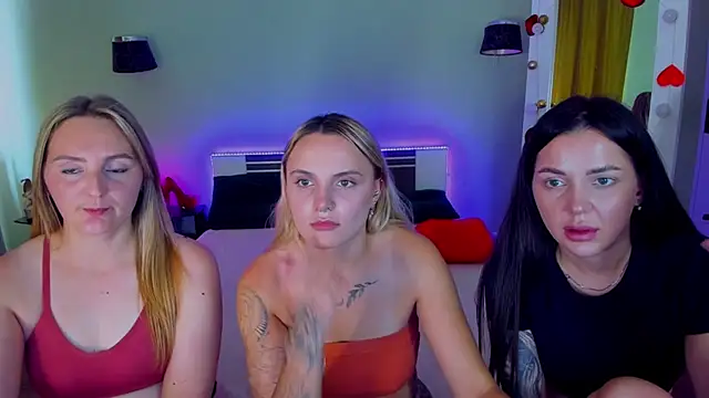 MagicEyess XXX чат на живо