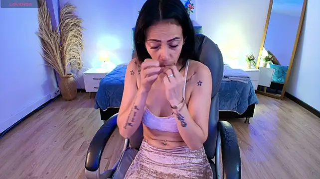 Mariam_Lopez__'s Live XXX Chat