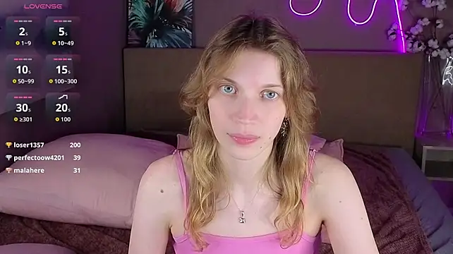 Chatroom XXX en direct de Emily_Cartex