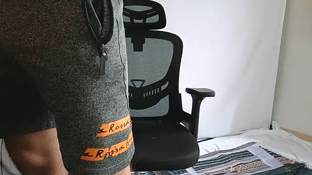 Онлайн чат XXX HawkedScald
