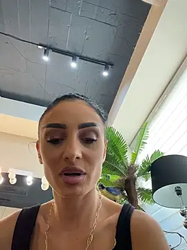 צ'אט XXX בשידור חי של FeetVibe