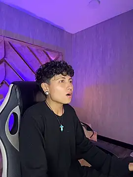 Chat XXX Live ian_mathias_