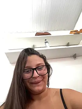 julia_moreira – Naživo XXX chat