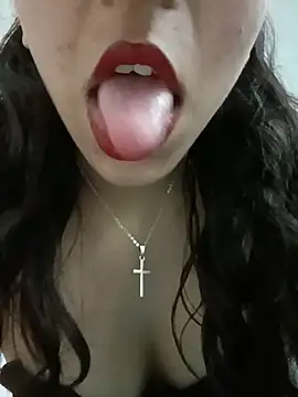 HazelCharm – Naživo XXX chat