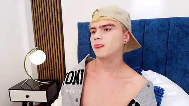 Ian_Stone's Live XXX Chat